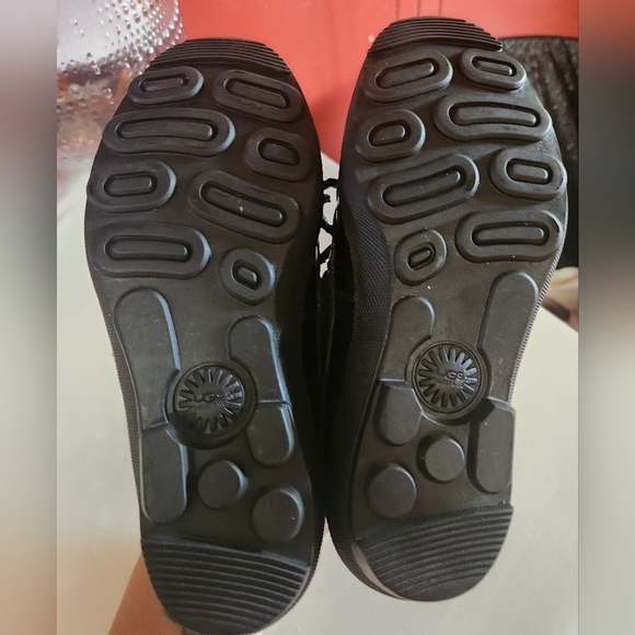 UGG Black Patent Leather Rain Lofers - Picture 4 of 6